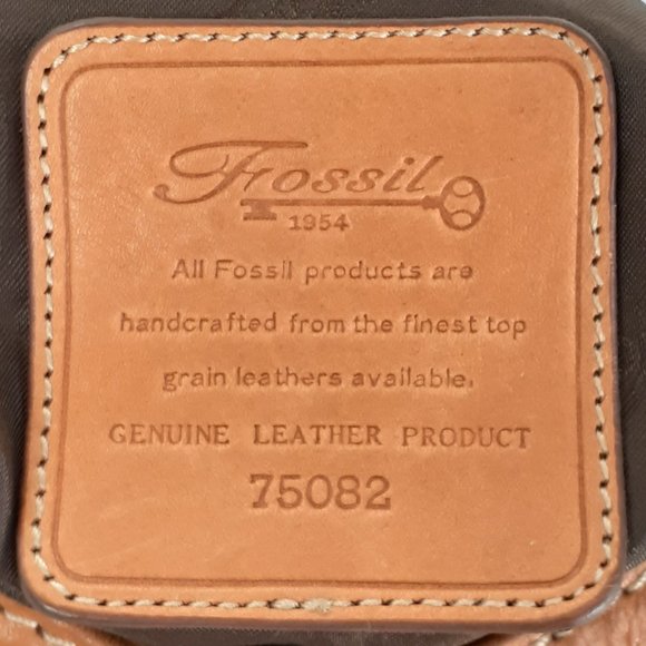 Fossil Leather Shoulder Bag - Picture 8 of 10